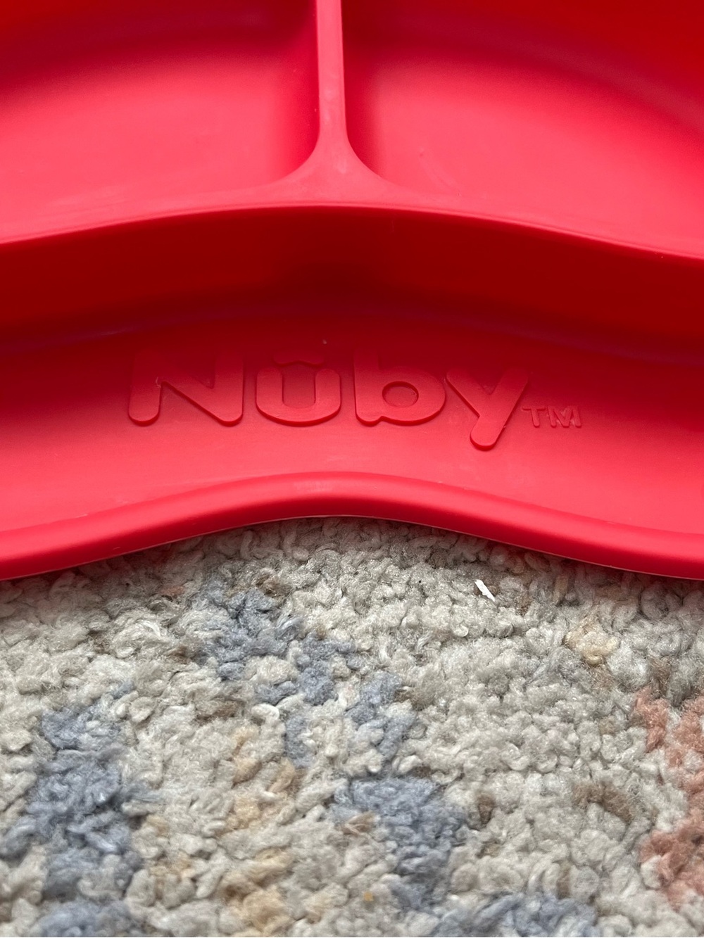 Nuby Sure Grip Miracle Mat Suction Toddler Plates Red Set of 2 - Picture 2 of 2